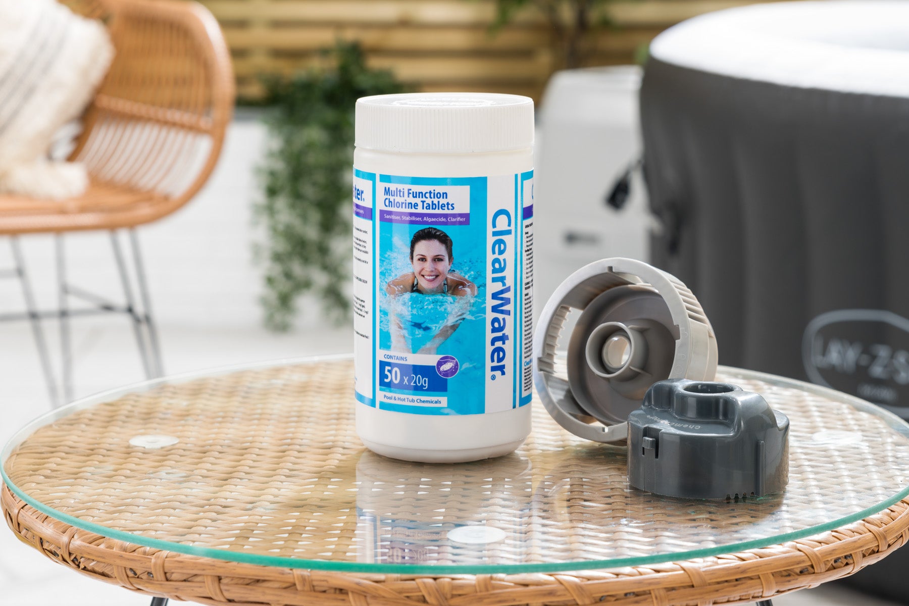 Slow-release chlorine tablets for pools