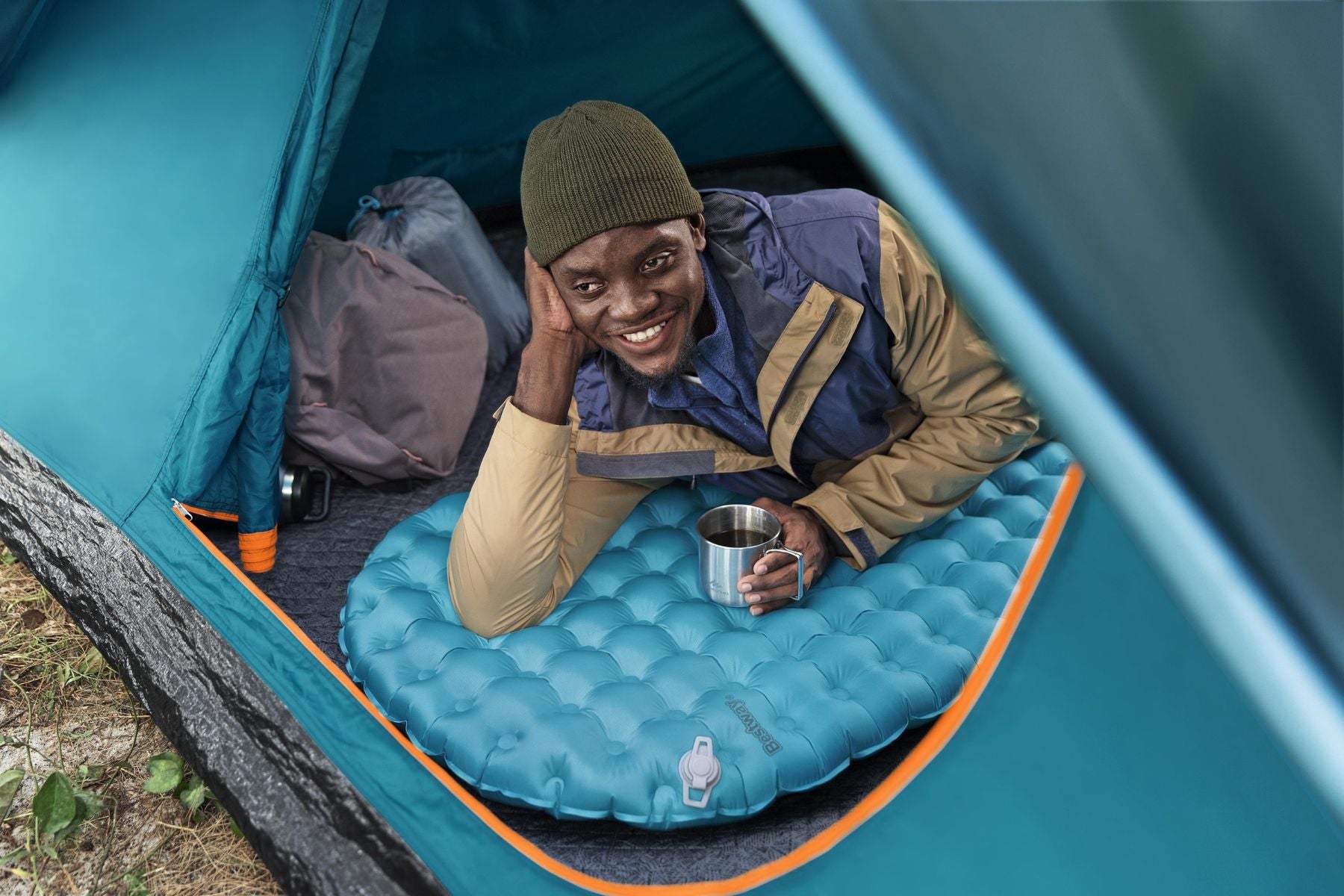 inflatable sleeping mat