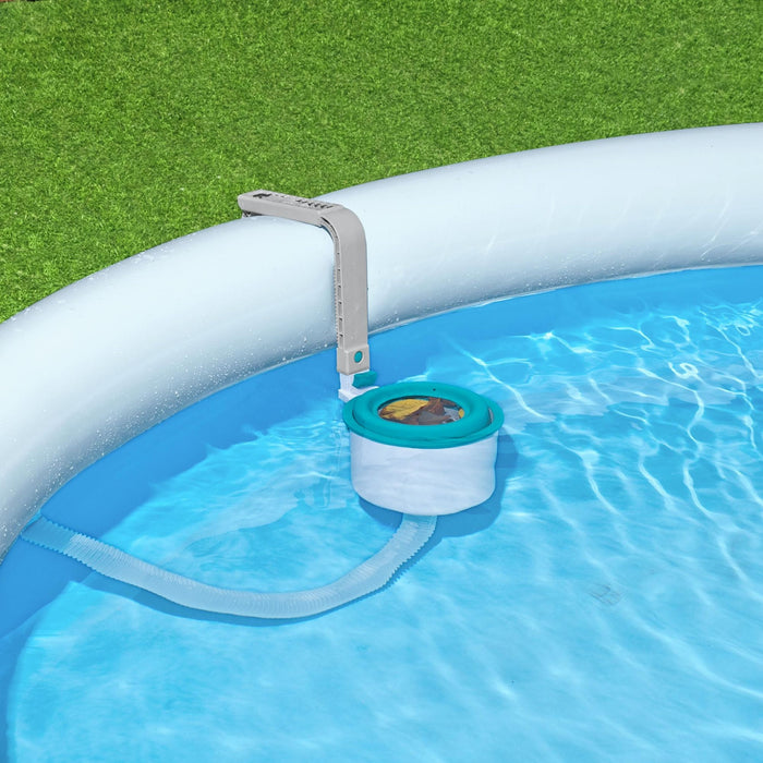 swimming pool skimmer