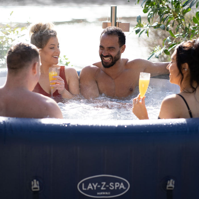 plastic champagne glasses