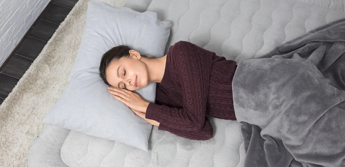 What is a flocked top air bed?