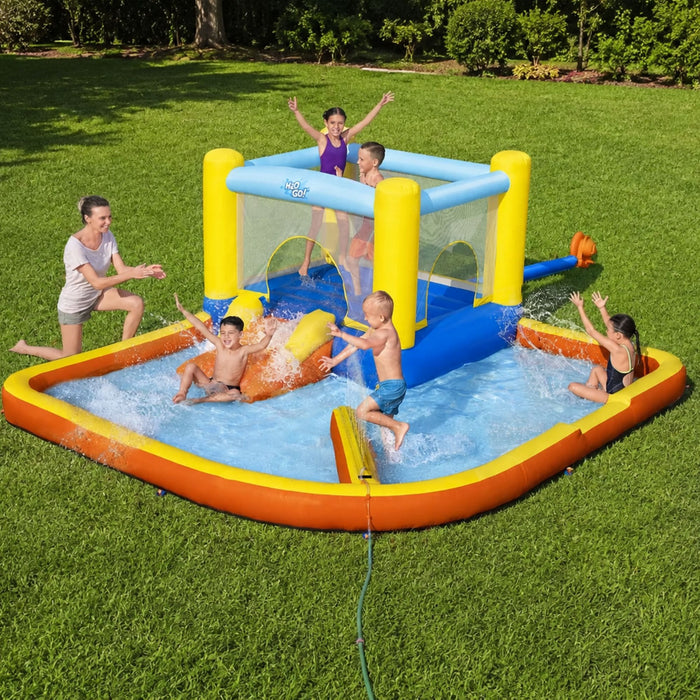 kids splash pad and bouncy castle for gardens