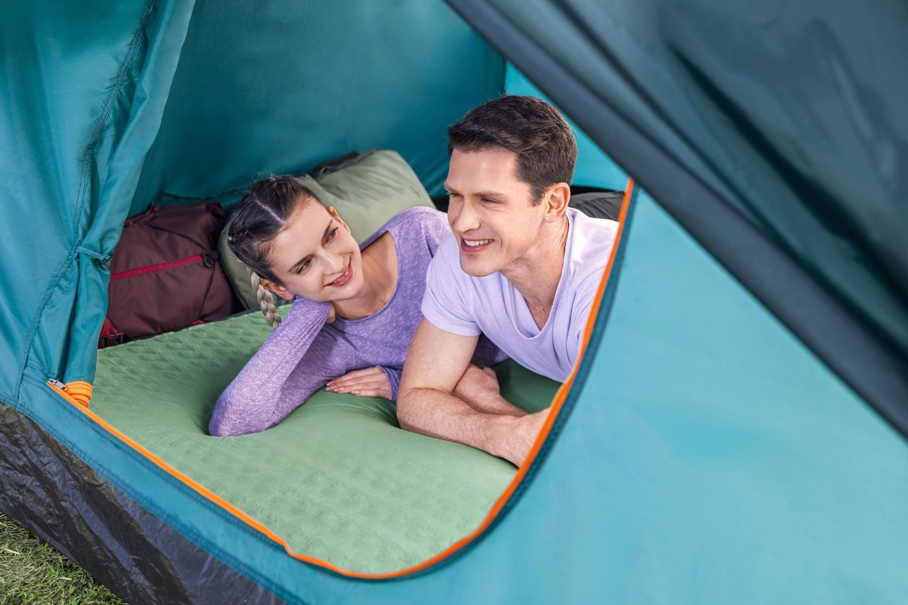 Self-inflating Queen Sleeping Pad