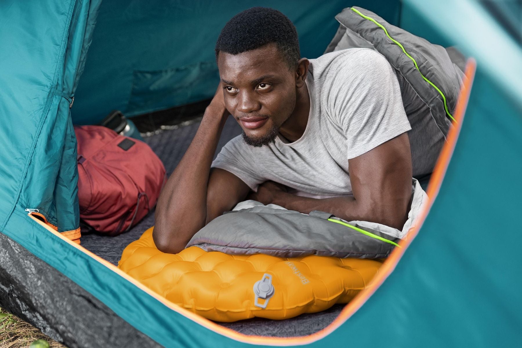 RidgeLite Ultra-Light Insulated Cold Weather Sleeping Pad - Regular
